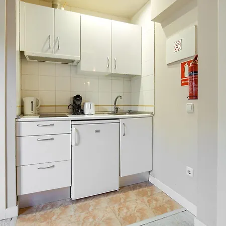 Apartamentos Ryc Alcalá de Henares Exterior foto
