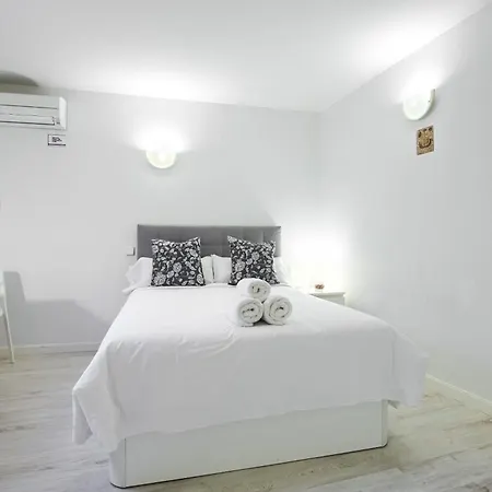 Apartamentos Ryc Alcalá de Henares Exterior foto